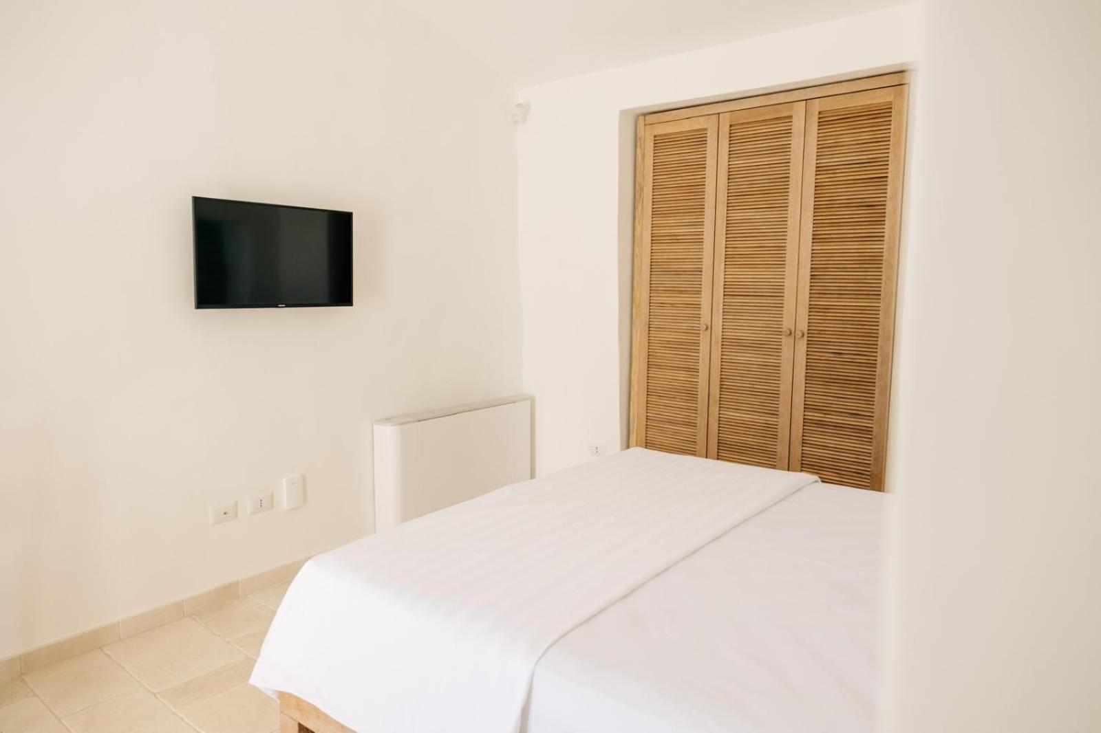 Dimora Stune Hotel ออสตูนี ภายนอก รูปภาพ