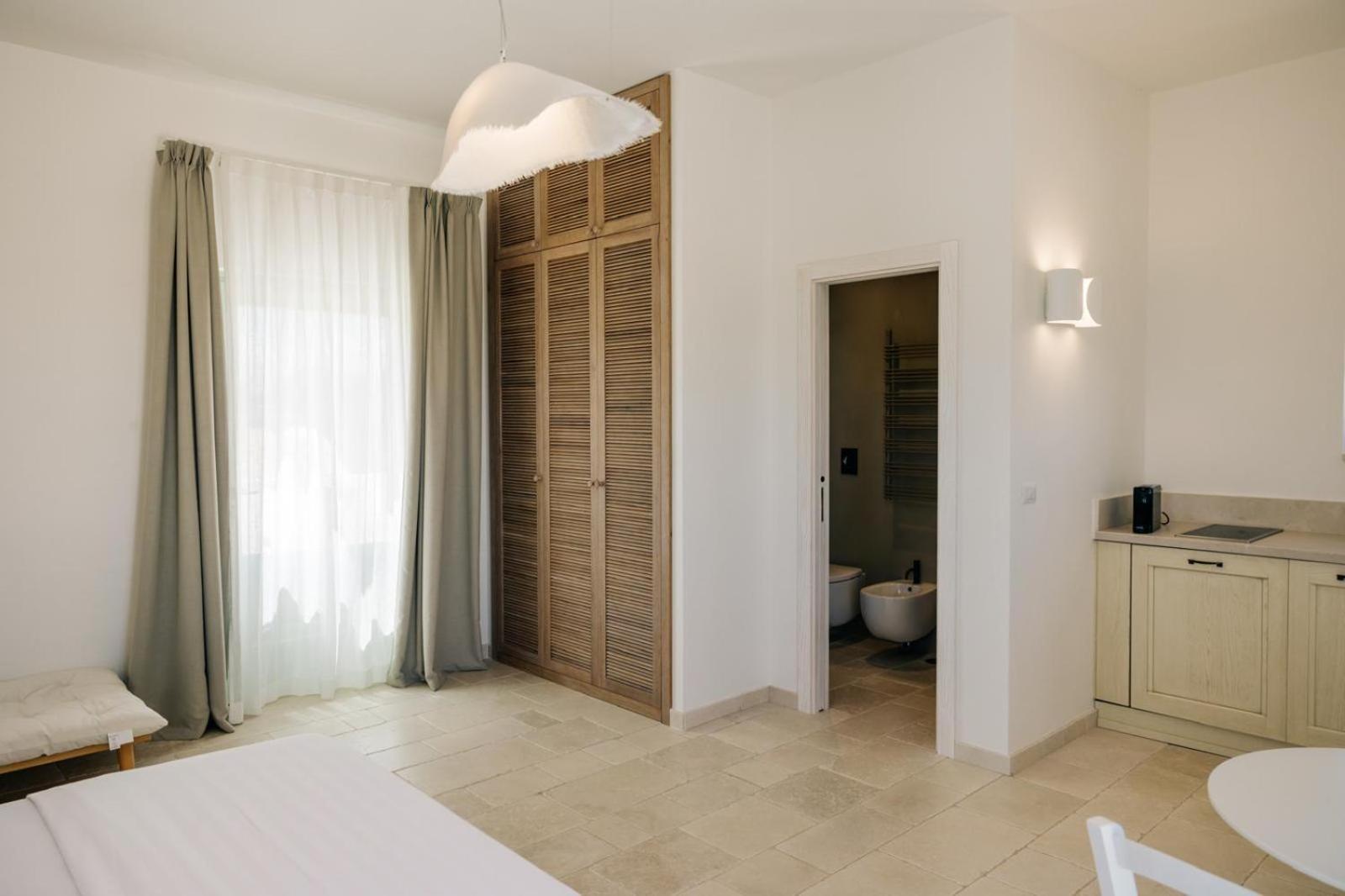 Dimora Stune Hotel ออสตูนี ภายนอก รูปภาพ