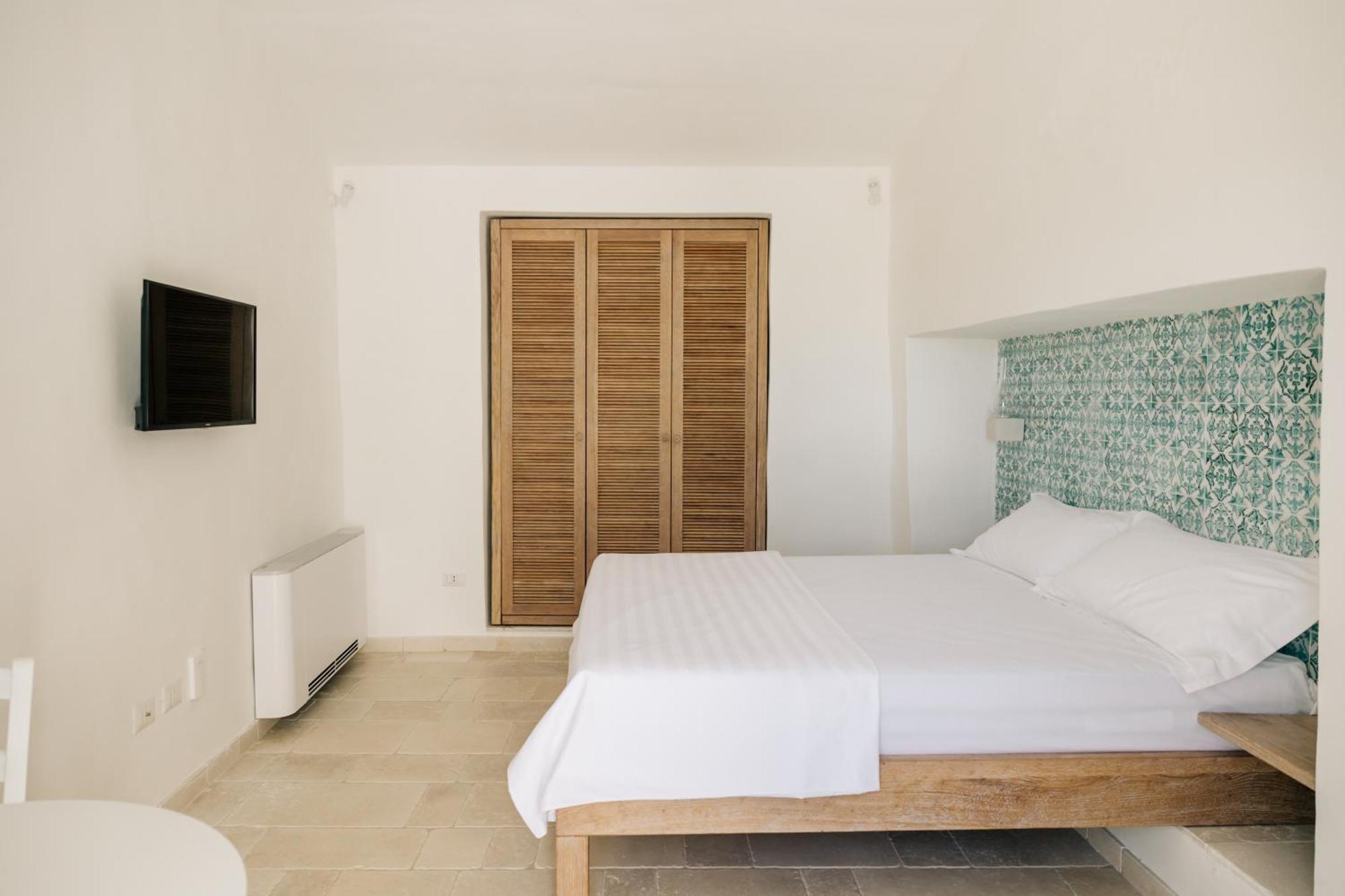 Dimora Stune Hotel ออสตูนี ภายนอก รูปภาพ